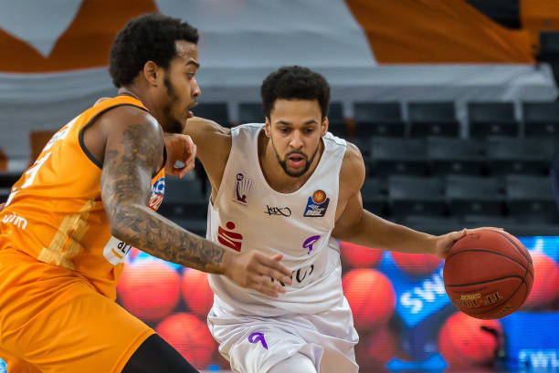 如林的竞技 如林的竞技